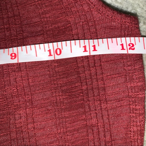 American Eagle Stretchy Ribbed tank in Burgundy - Picture 8 of 8